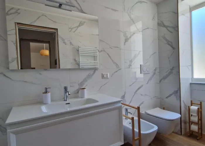 דירה Ten Apartment *